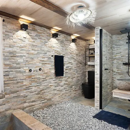 Loft Abanderao Piscina Y Jacuzzi Сasa de vacaciones