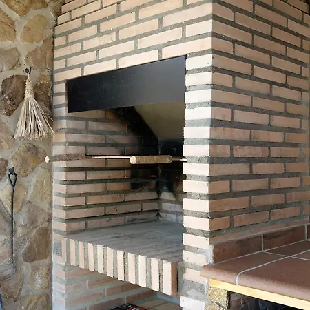 Будинок відпочинку Loft Abanderao Piscina Y Jacuzzi