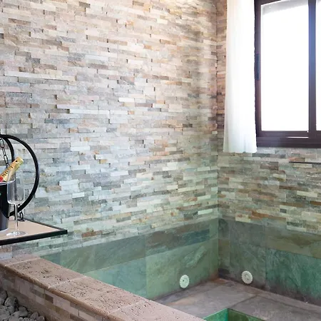 Loft Abanderao Piscina Y Jacuzzi Сasa de vacaciones