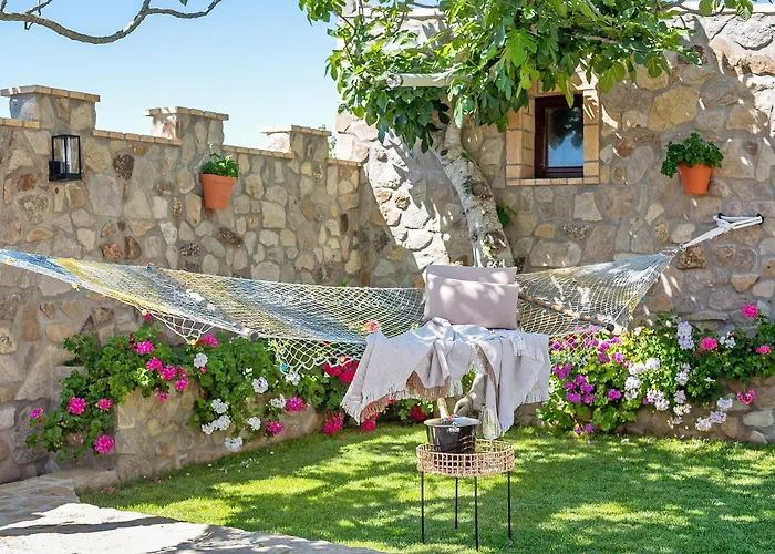 Holiday home Loft Abanderao Piscina Y Jacuzzi Conil De La Frontera